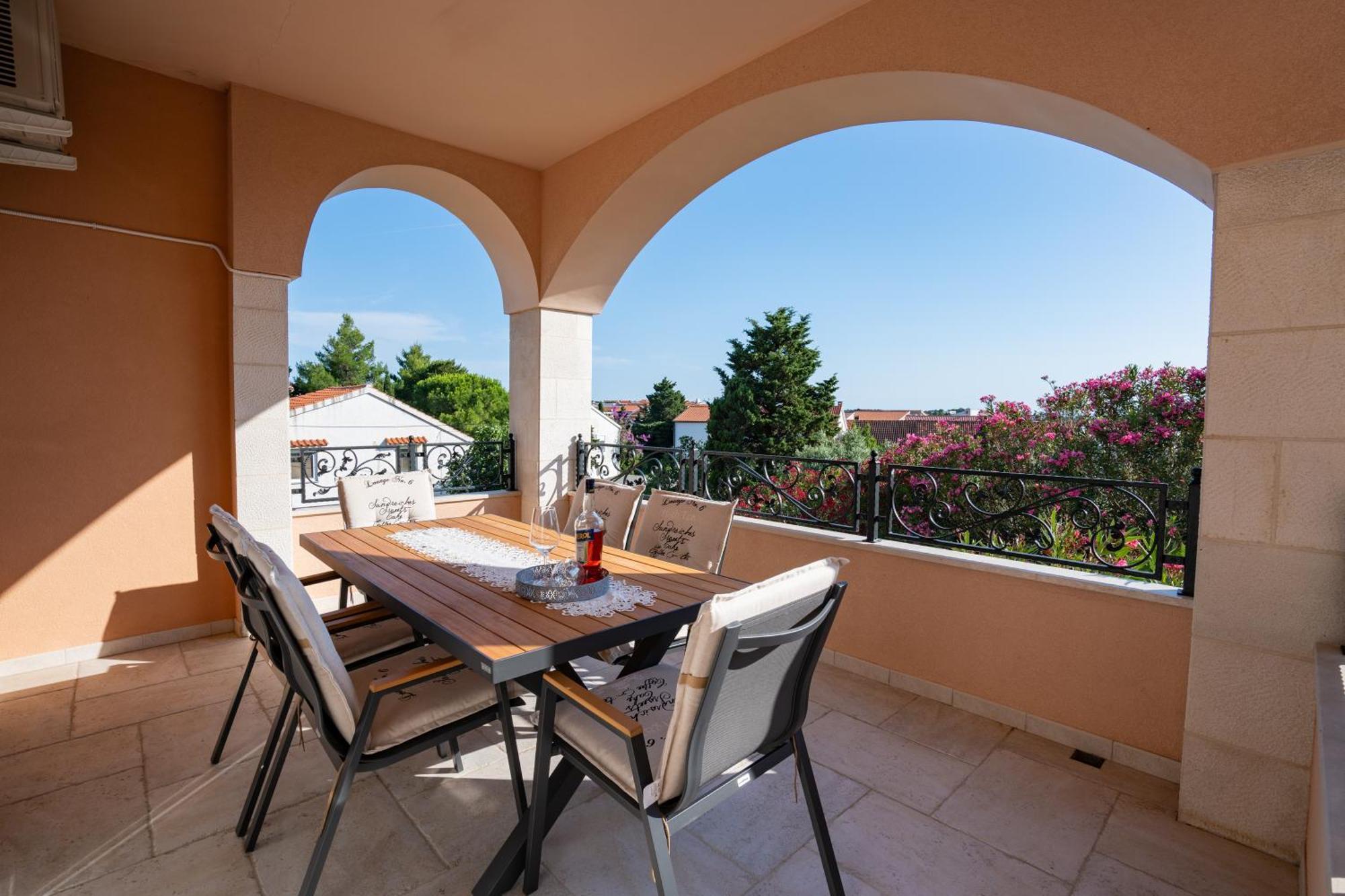 Apartments Tomulic Novalja Extérieur photo